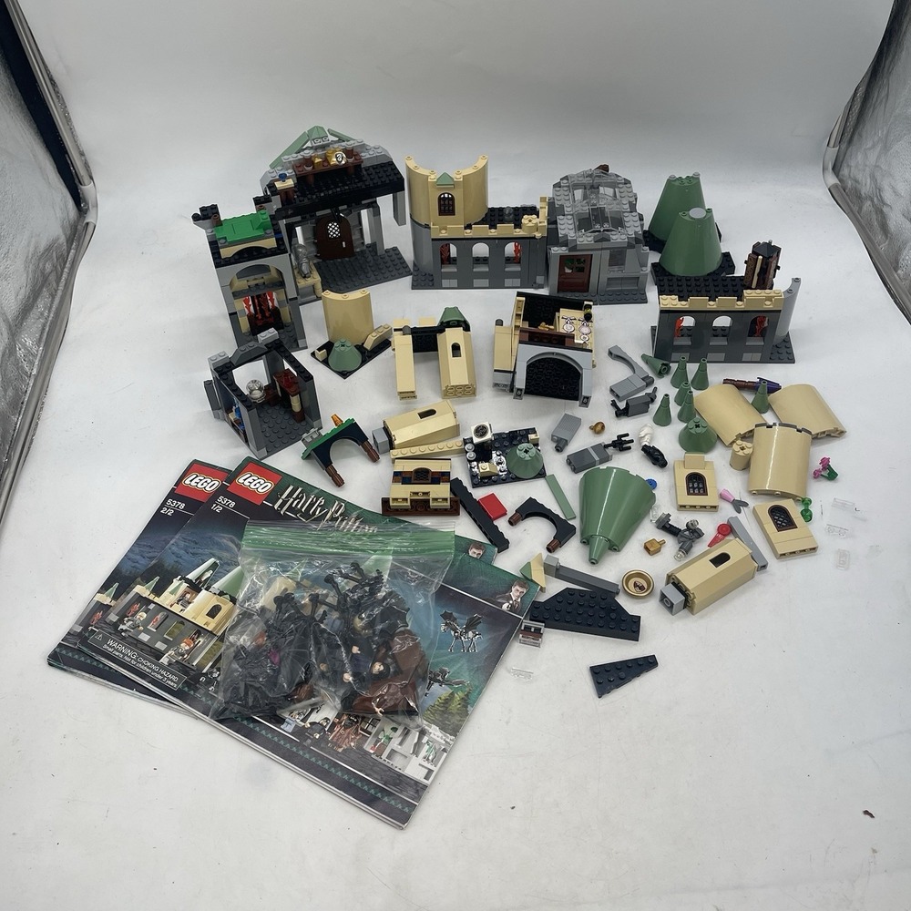 LEGO 2007 Harry Potter: Hogwarts Castle (5378) Complete Build Incomplete Minis